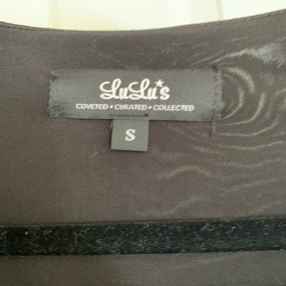 Black Lace Up Plunging Neckline Bodycon Minidress - Picture 8 of 8